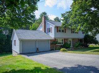 58 Ledgewood Rd, Framingham, MA 01701