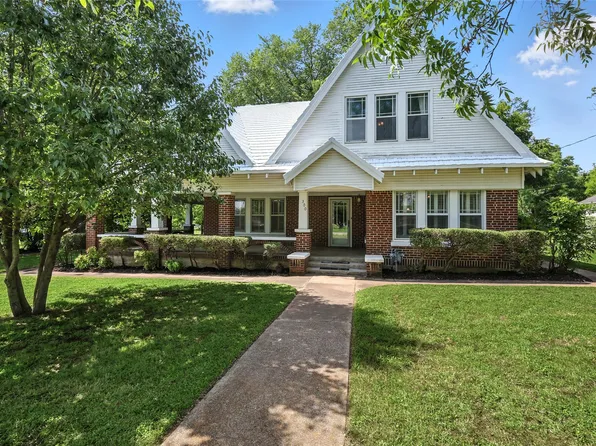 300 E 14th St, Joshua, TX 76058