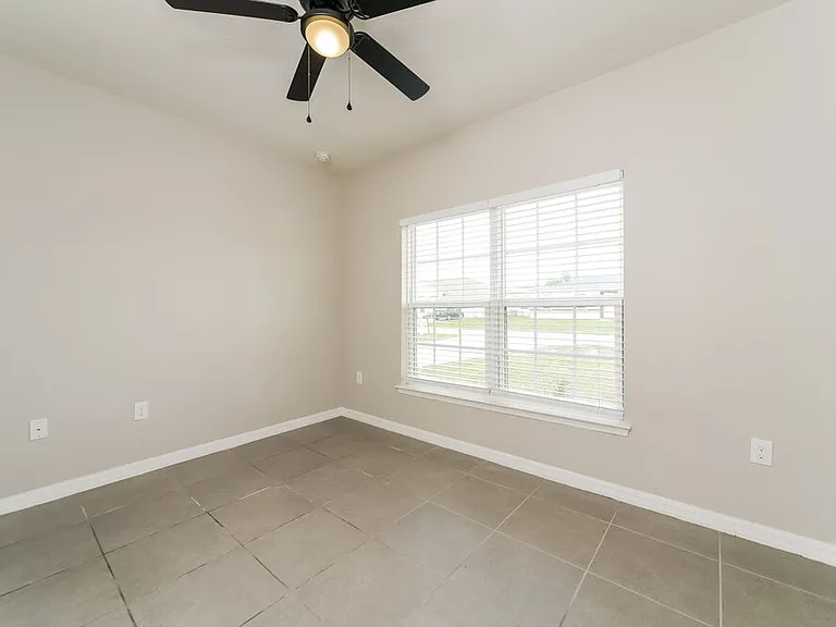 1851 Superior Ct — Photo 12