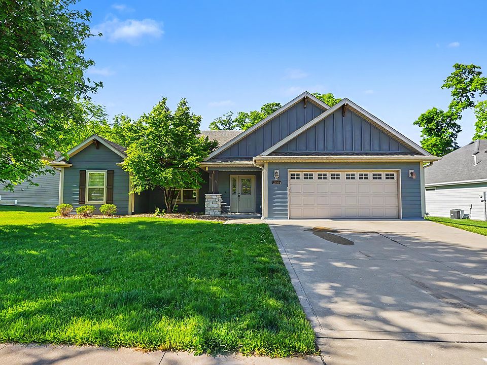 1st image of 3106 Wisteria Ln