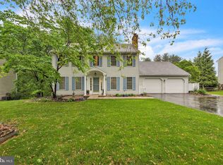 304 Bishop Morgan Ct, Downingtown, PA 19335