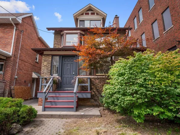 554 Runnymede Rd, Toronto, ON M6S 2Z7