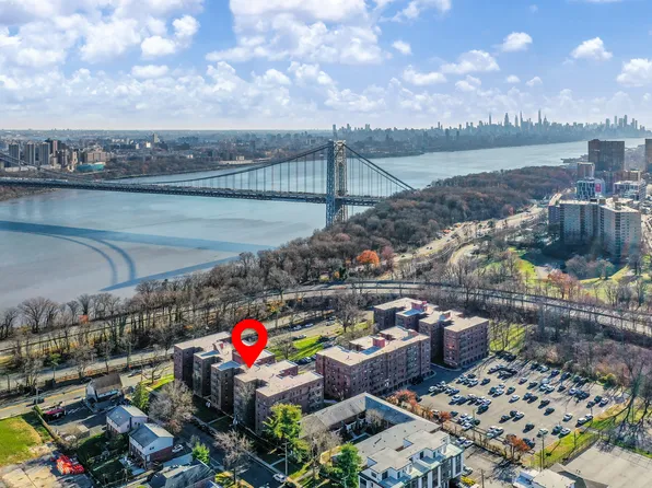 2337 Hudson Terrace image 1 of 23