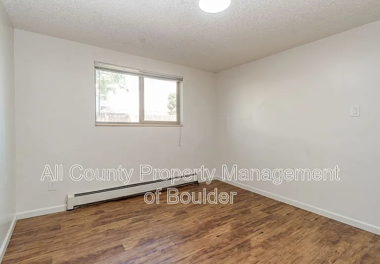 1353 Coffman St #8 — Photo 15