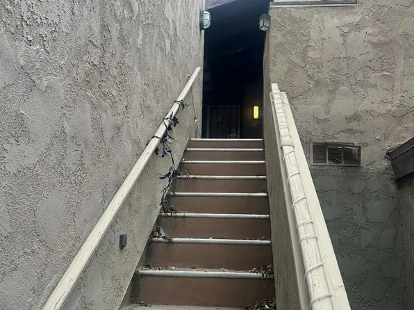 2209 Cedro Ct APT D, Bakersfield, CA 93309