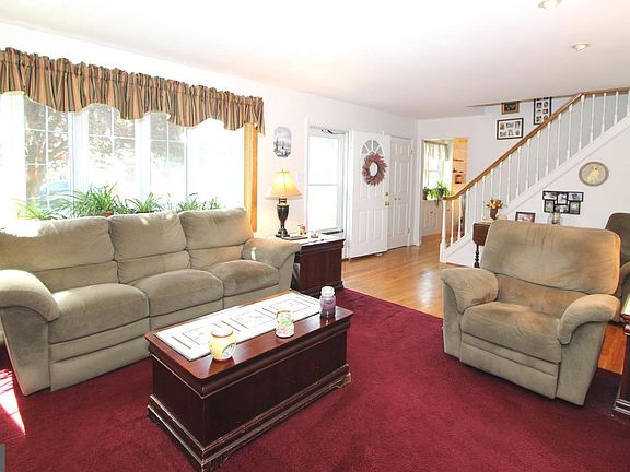 3rd image of 2617 Dartmouth Woods Rd