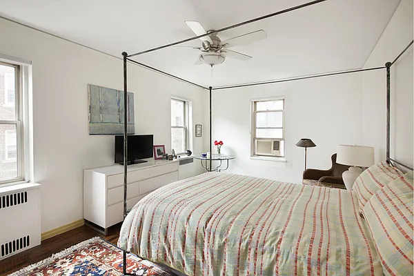 Sold by Stribling | media 20