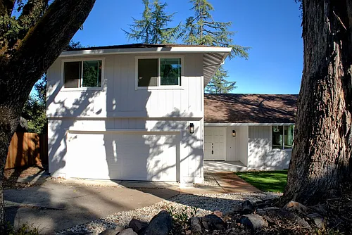 604 Los Olivos Rd Photo 1