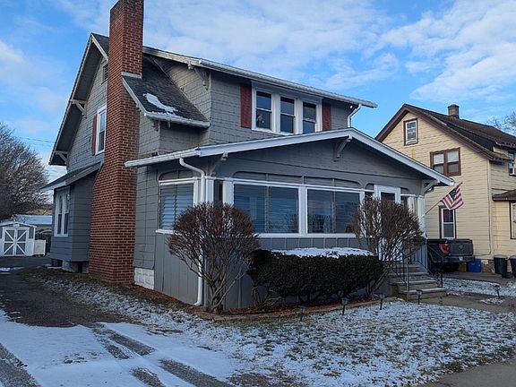 2nd image of 207 N Page Ave