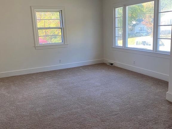 5th image of 165 Ficklen Ave