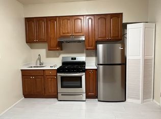 841 Clay St #4, San Francisco, CA 94108