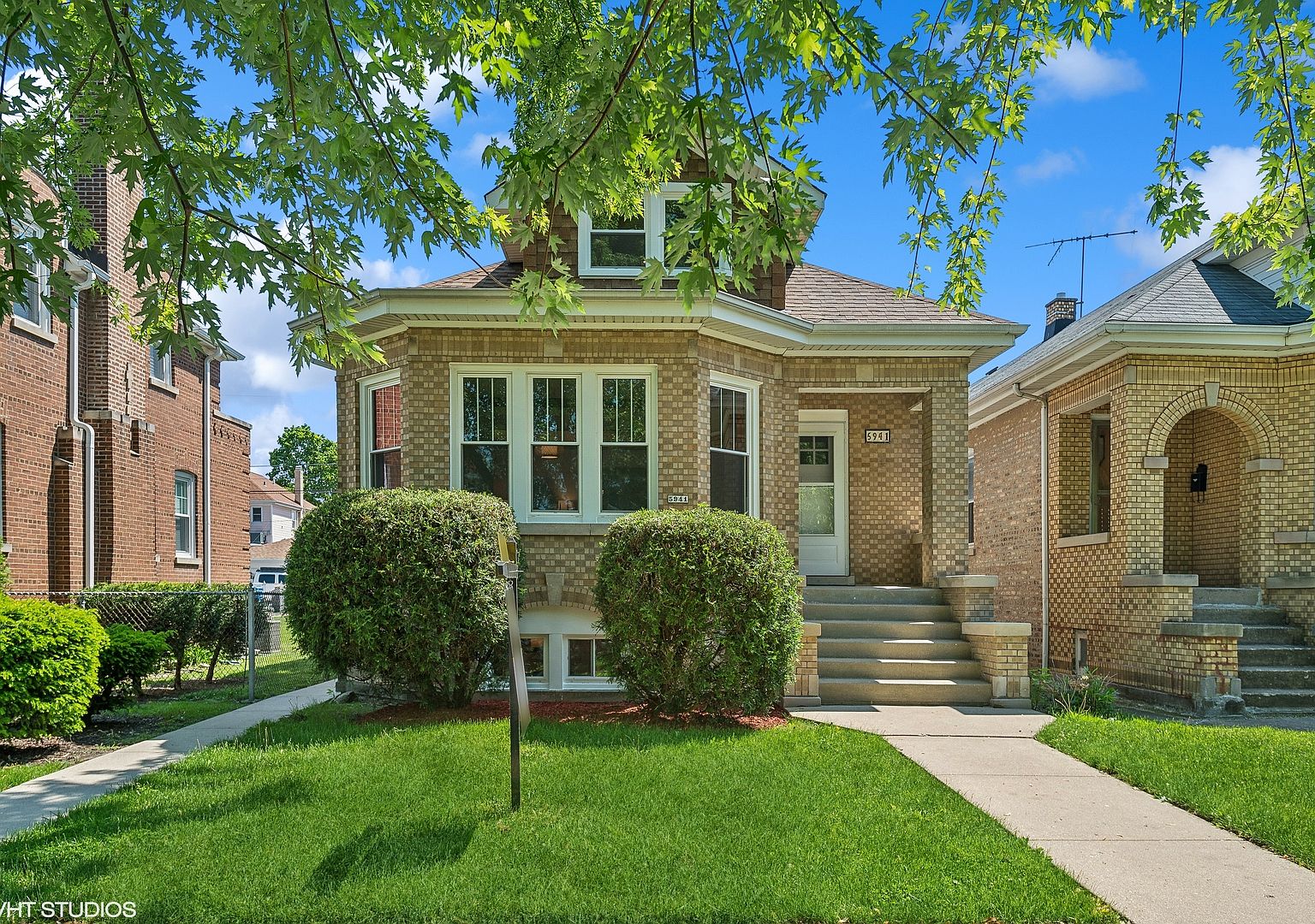 Casa en Renta en Newport KY 3 Cuartos dos Salas baño y medio., image size:1536x1080