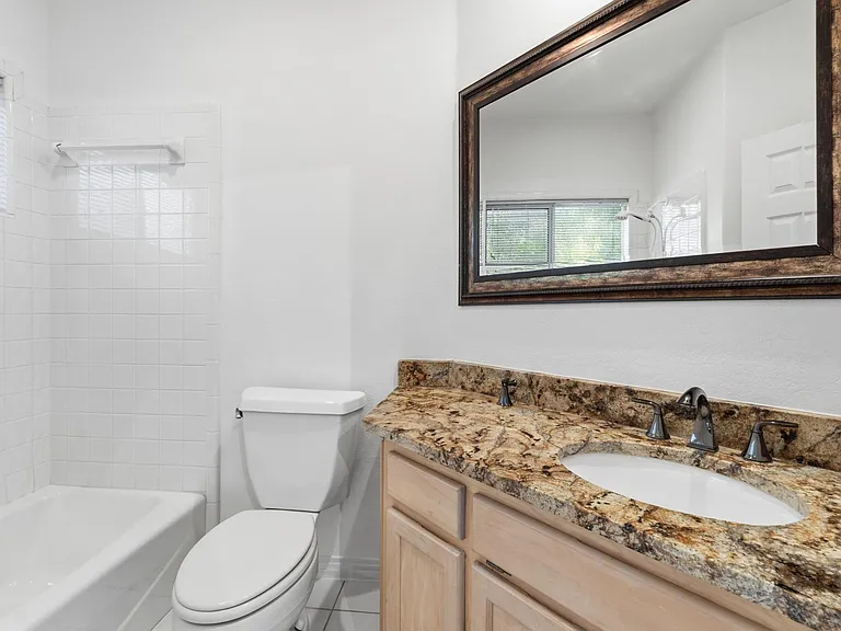 409 Beardsley Ln — Photo 24
