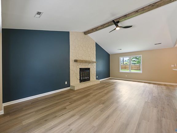 5th image of 12034 Runningmeade Trl SE