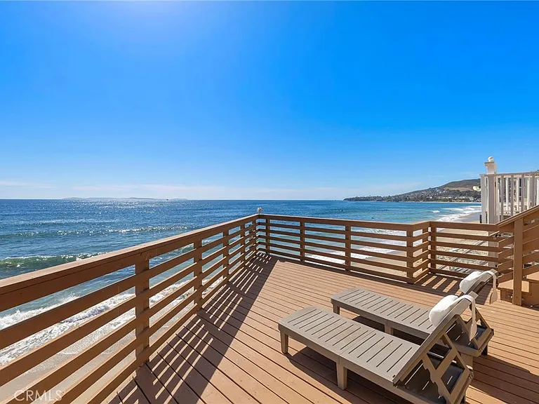 1045 Gaviota Dr #B — Photo 20