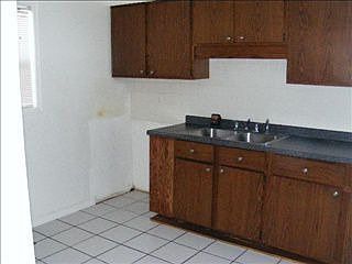 2nd image of 1406 Merrifield Ave