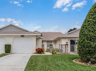 26627 Racquet Cir, Leesburg, FL 34748