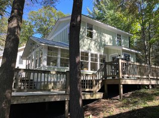 44 Edwards Ave, Grand Haven, MI 49417