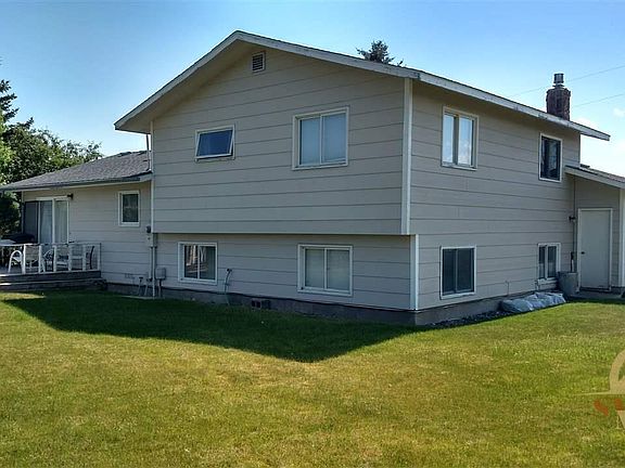 2nd image of 395 Mountain View Dr