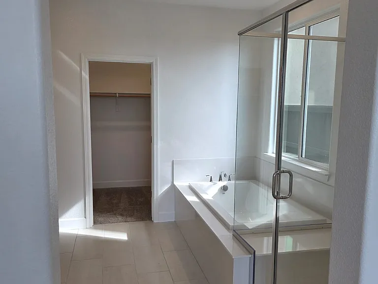 10325 Lubec Dr — Photo 9