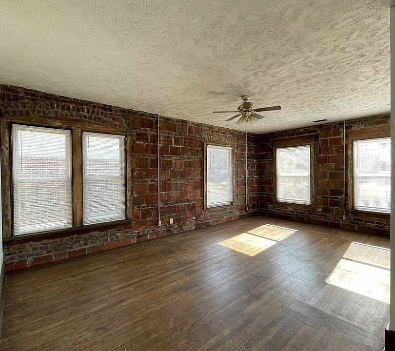 1st image of 603 S 31st St #607-3