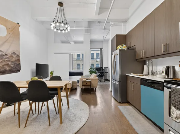 44 Berry Street image 1 of 10