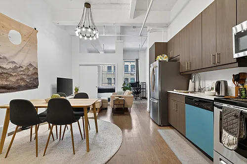 44 Berry St Photo 1
