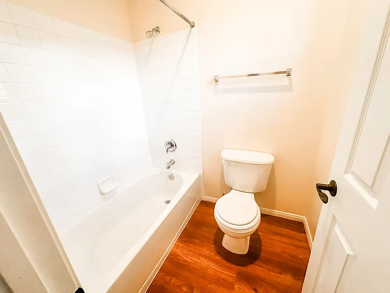 11245 Newbury Hills Ave — Photo 30