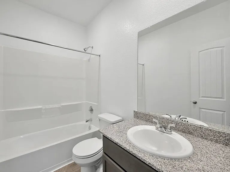 2140 Cedar Bend Dr — Photo 14