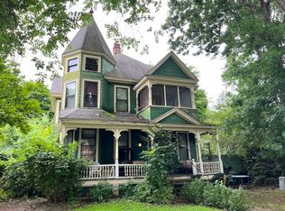 142 Westminster St, Springfield, MA 01109