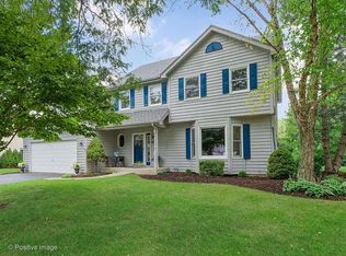 825 Cherry Blossom Ct, West Chicago, IL