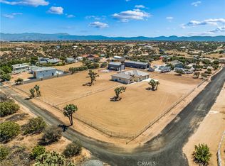 7453 Daisy Rd, Oak Hills, CA 92344