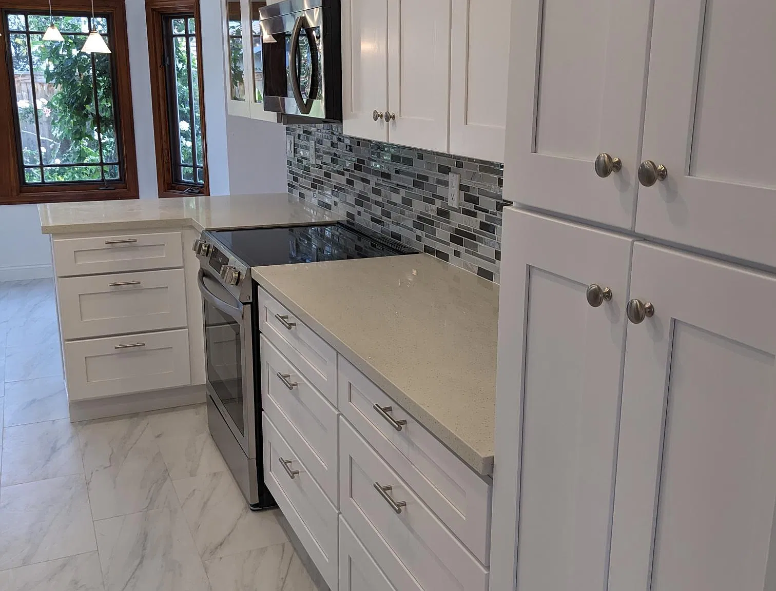 5 bed, 2729 sqft, $6,275 — Photo 4
