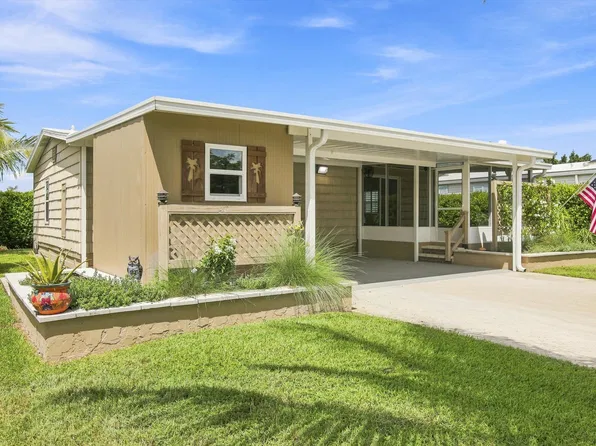 1735 Beverly Dr, Naples, FL 34114