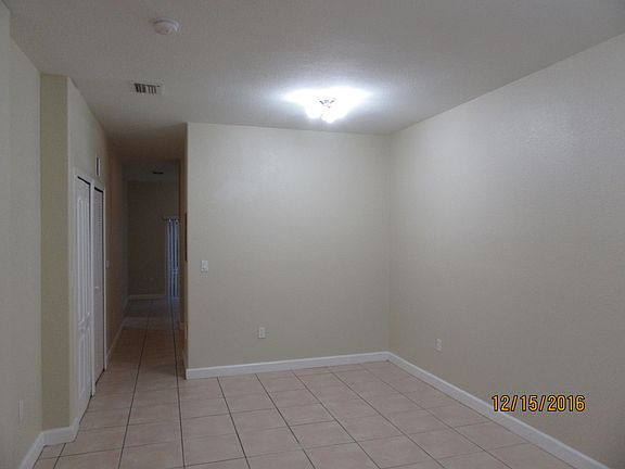 4th image of 1662 SE 27th Dr