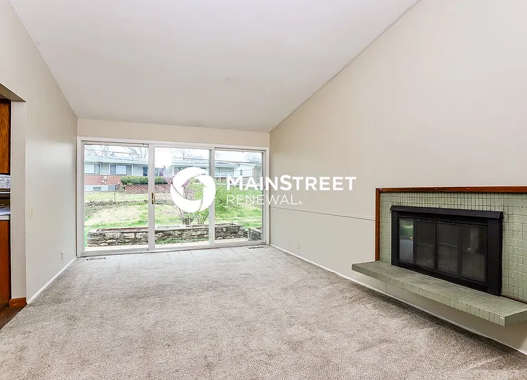 5 Whitney Cir — Photo 4