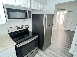 3232 On Fruitville, Sarasota, FL 34237