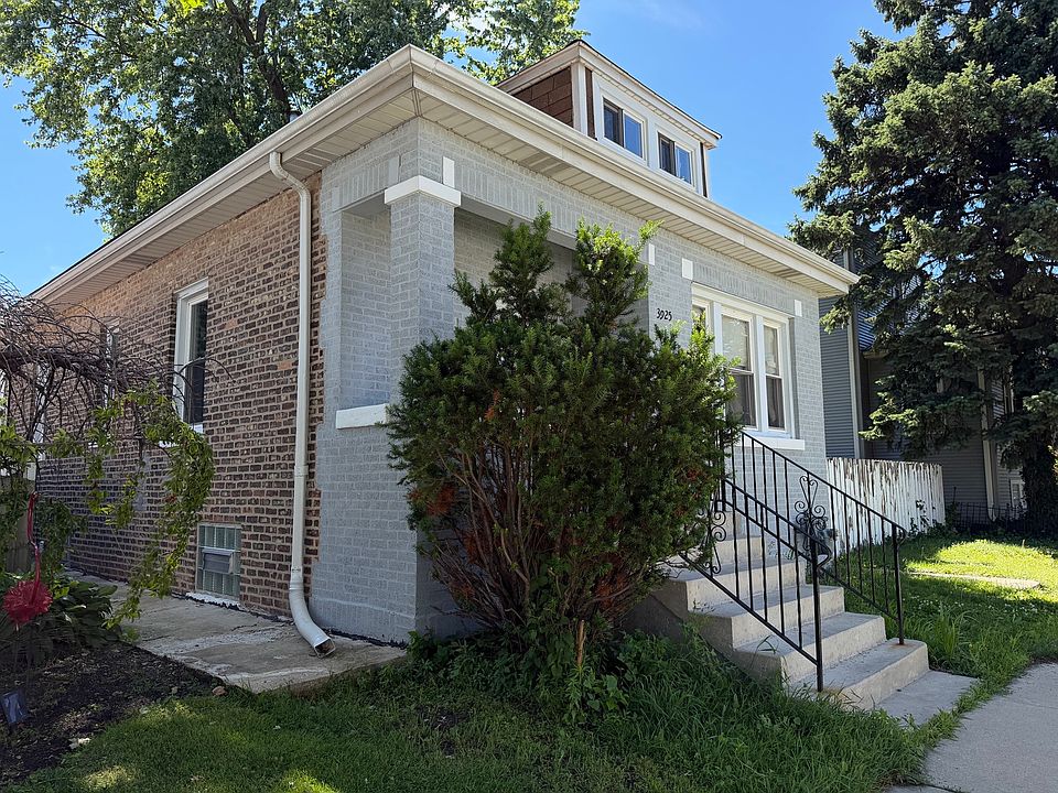 2nd image of 3925 Euclid Ave