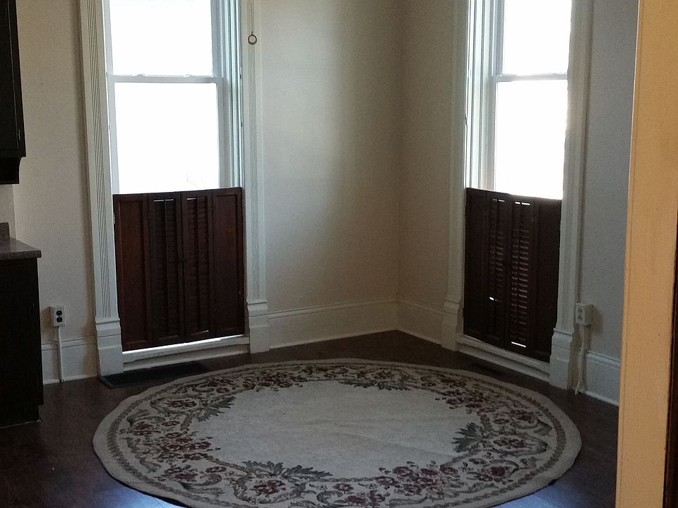 1st image of 513 S Court St APT B