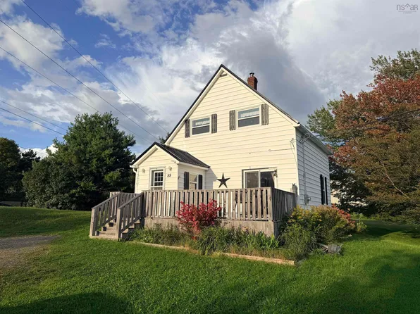 88 Chance Harbour Rd, Pictou, NS B0K 1X0
