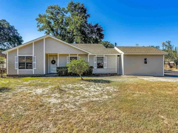 3901 Elmcrest Dr, Pensacola, FL 32504