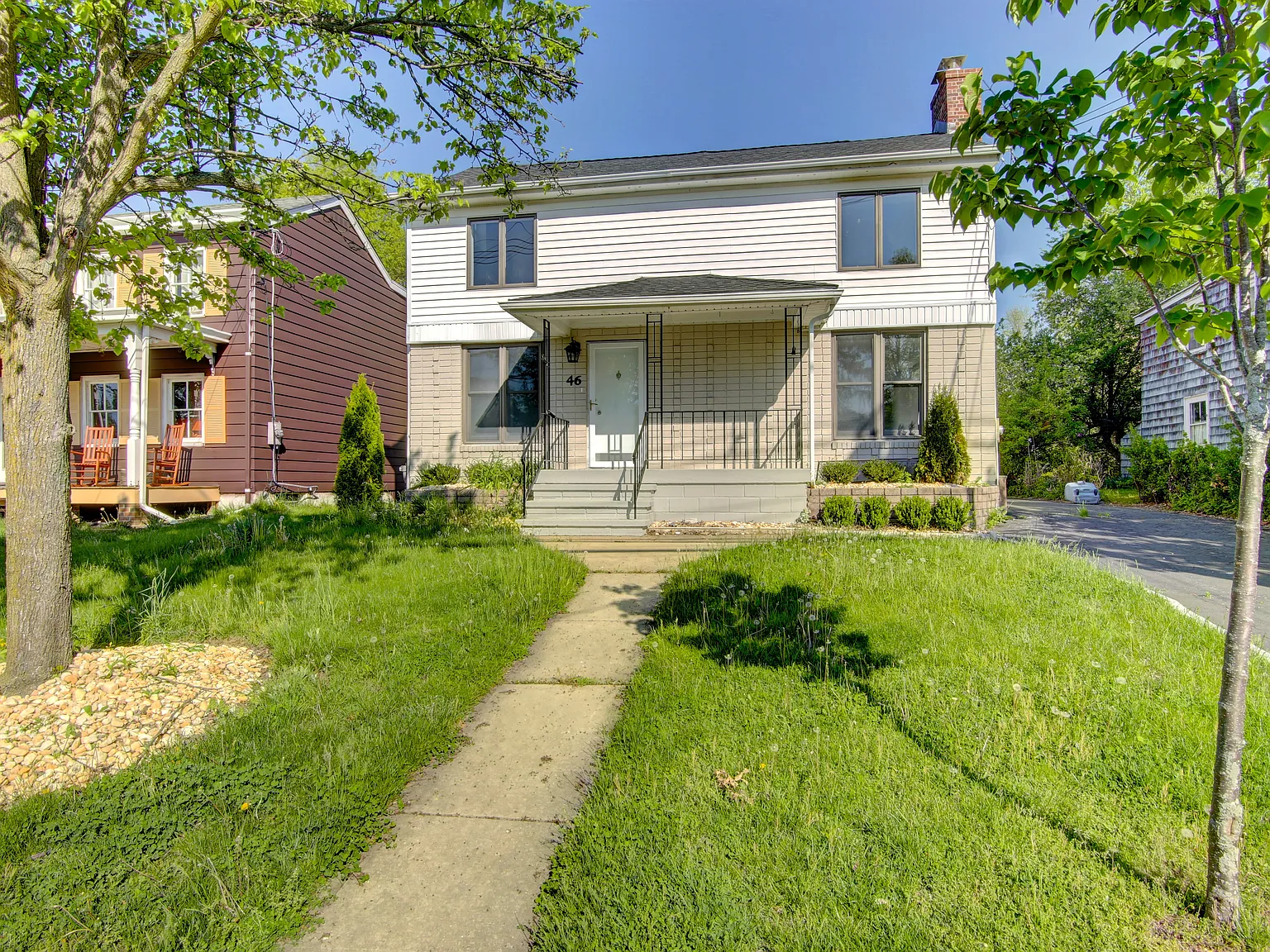 3 bed, 1834 sqft, $2,950 — Photo 2