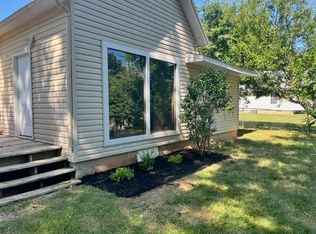 3327 W Lombard St, Springfield, MO 65802