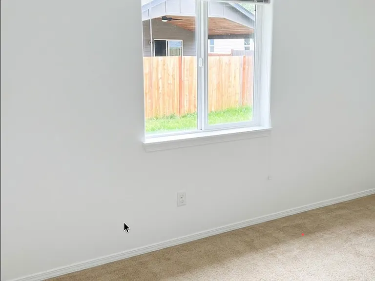 3517 NE Hembree St — Photo 8