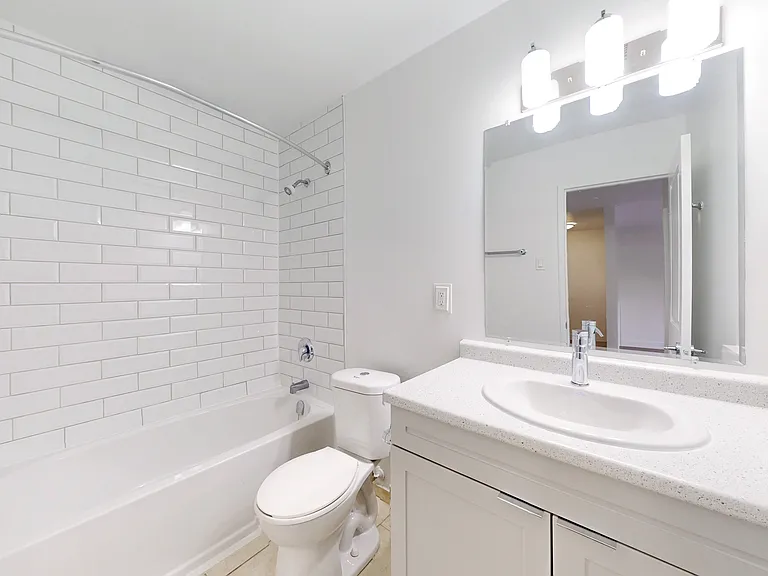 540 Proudfoot Ln — Photo 9