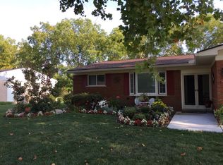 41725 Sycamore St, Novi, MI 48375