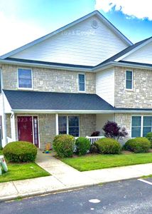 1269 S Cobble Creek Cir, Bloomington, IN, 47401