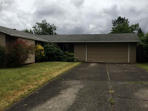4th image of 1768 SE 54th Ave