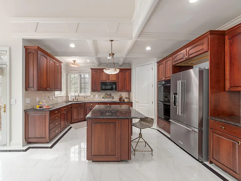 16646 Brooklane Blvd — Photo 13