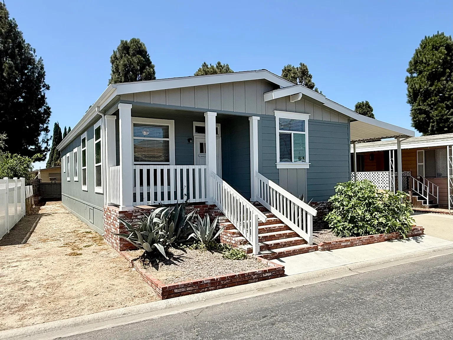3 bed, 1512 sqft, $4,100 — Photo 1